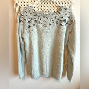 Vici look alike! Beautiful boat neck sweater. intricate details. New with tags!